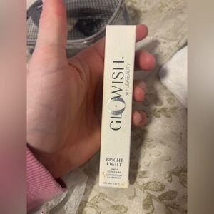 Huda Beauty Concealer